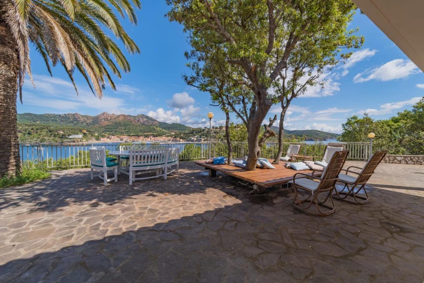 Casa William - Villa E 2 Dependance Porto Azzurro Exterior foto